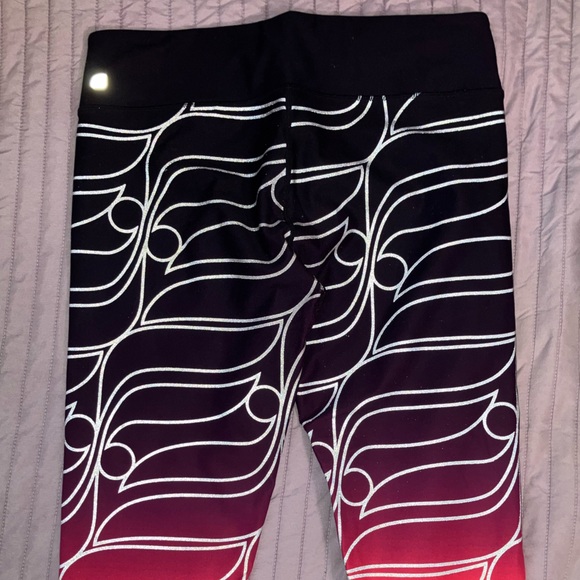 L | Logo Capri - Picture 5 of 6